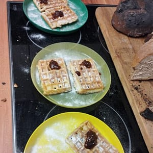 Umgeplant: Statt Eis gibt es heiße Waffeln